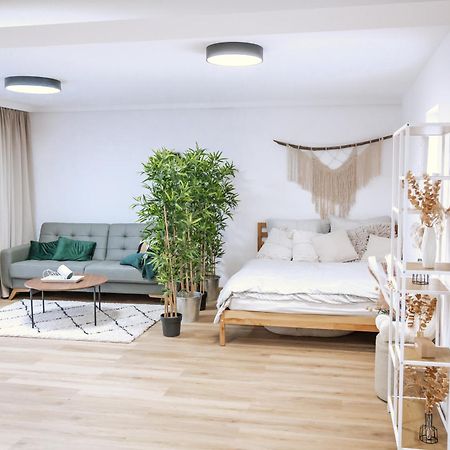 Апартаменты Atelier Smutna Острава Экстерьер фото